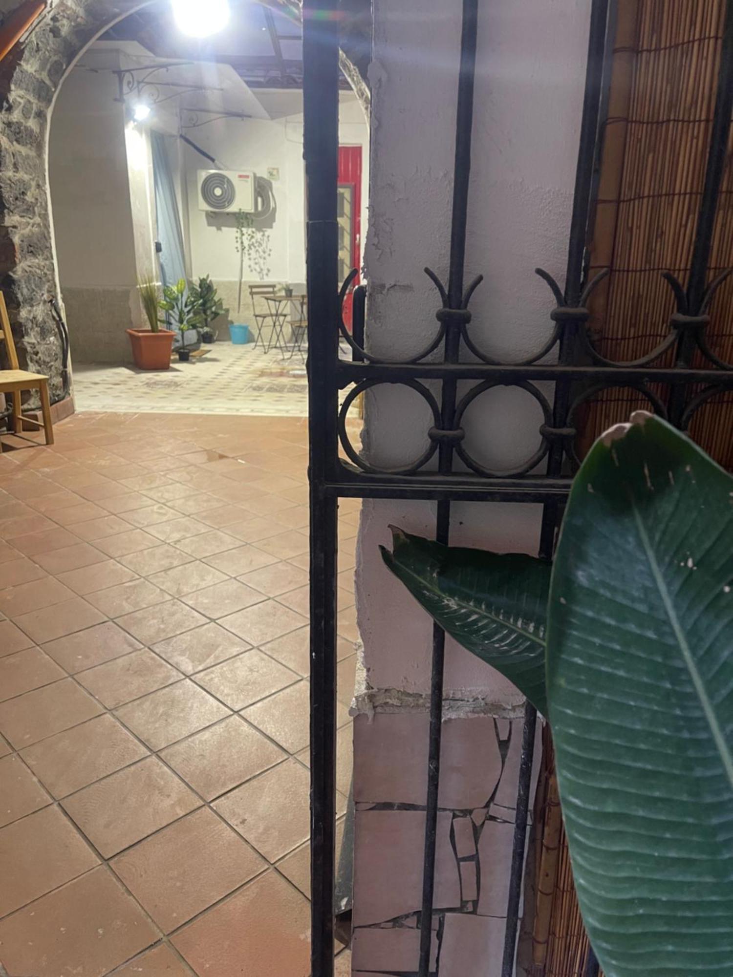 Apartamento Cortile Corsica 13 Catania Exterior foto
